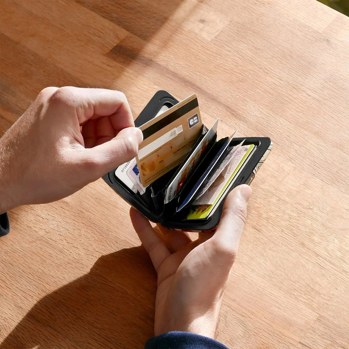 Portefeuille - RFID Smart Case V2 Red