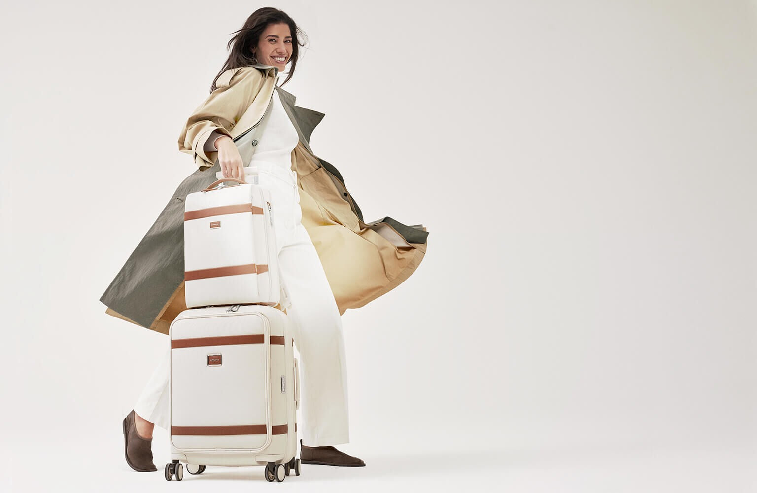 Valise cabine 4 roues -  Image 55cm Ivory easy access